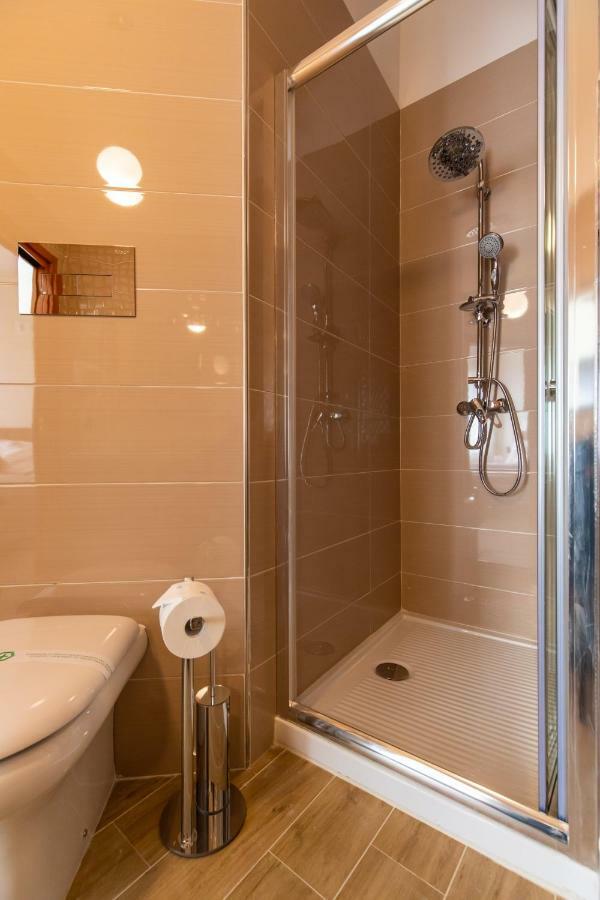 Napoli D'Amare B&B Екстер'єр фото